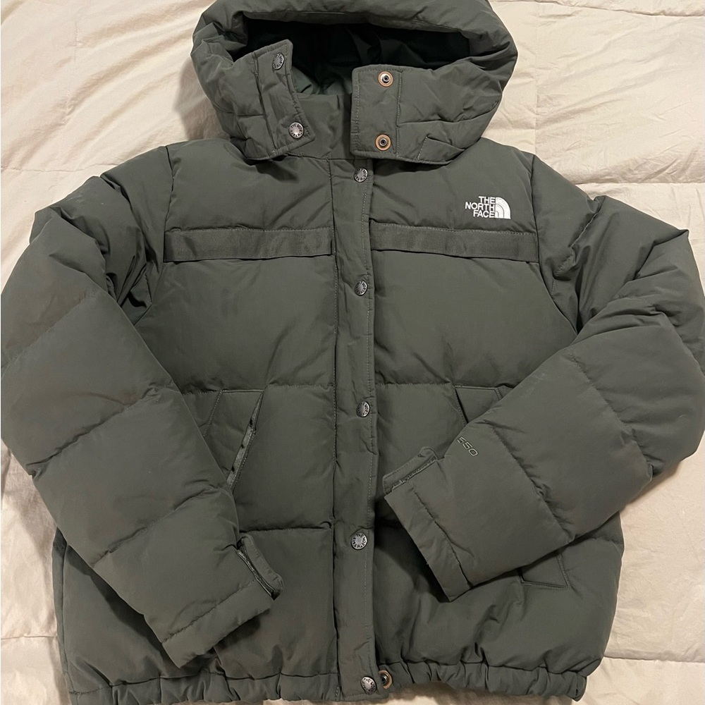 The North Face Women's Puffer Jacket - Olive Green